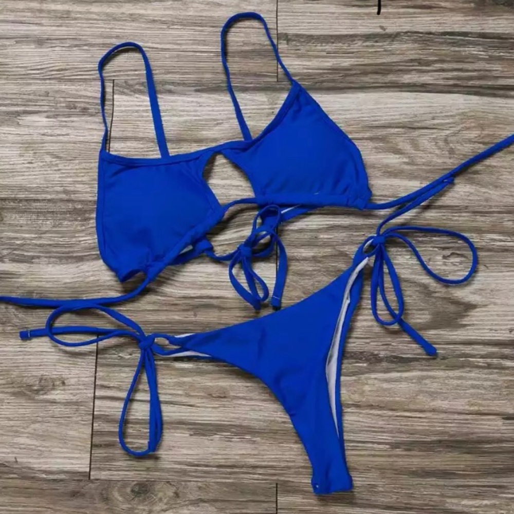 NWT (6-8 )Royal blue skimpy cross cut out hollow cage barely there Brazilian